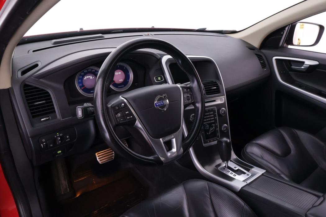 VOLVO XC60 2011