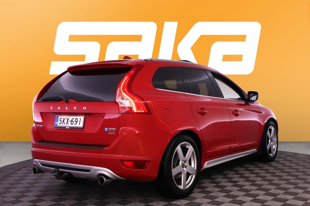 VOLVO XC60 2011