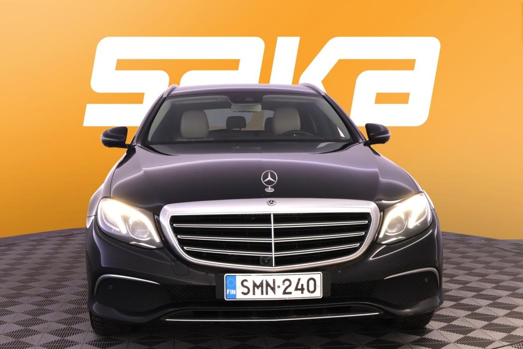 MERCEDES-BENZ E 2017