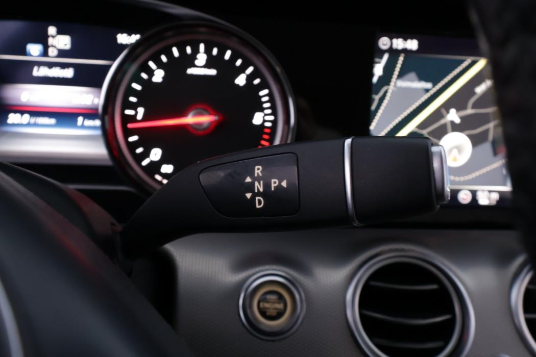 MERCEDES-BENZ E 2017