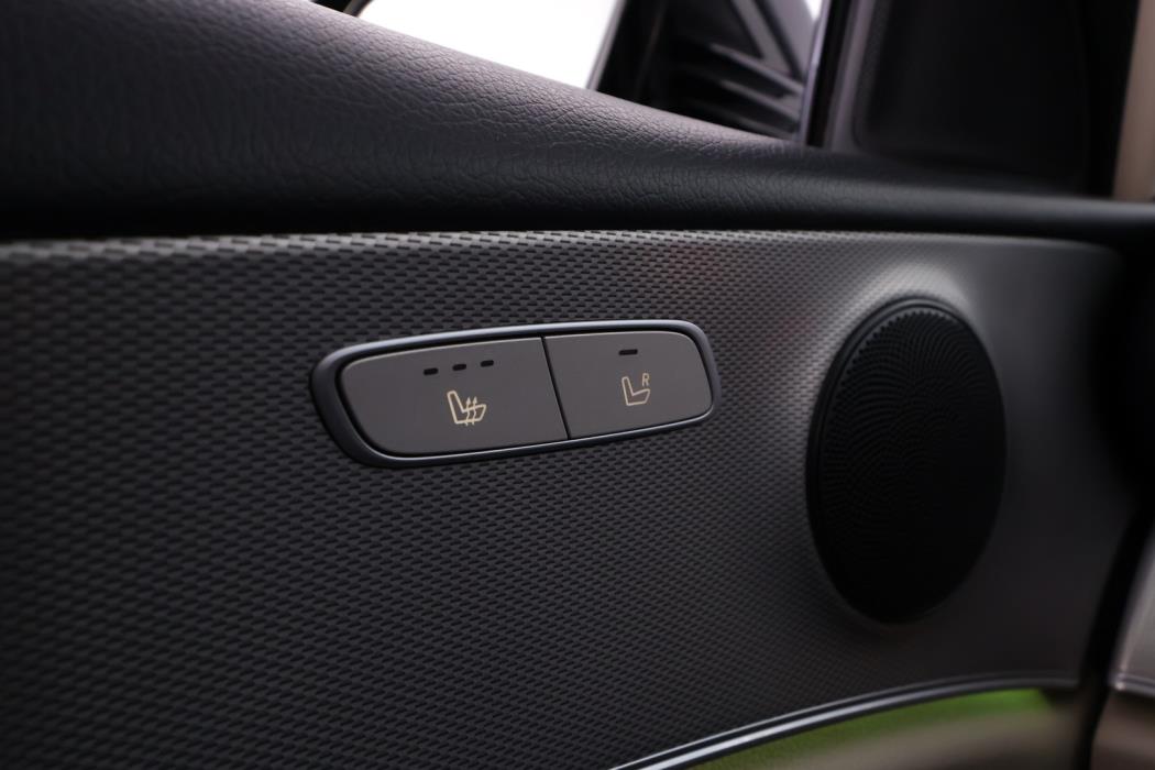MERCEDES-BENZ E 2017