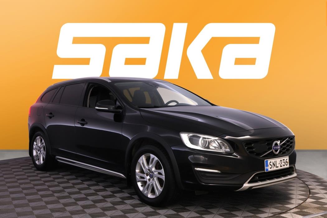 VOLVO V60 CROSS COUNTRY 2016