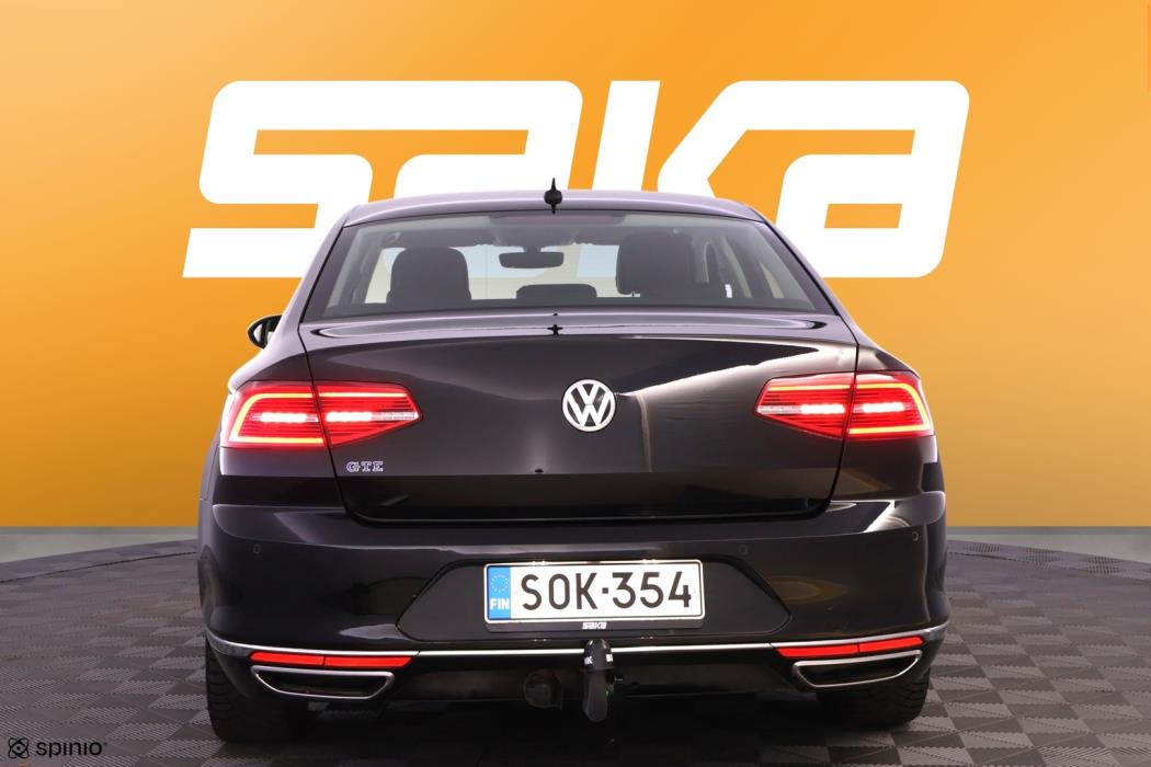 VOLKSWAGEN Passat 2016