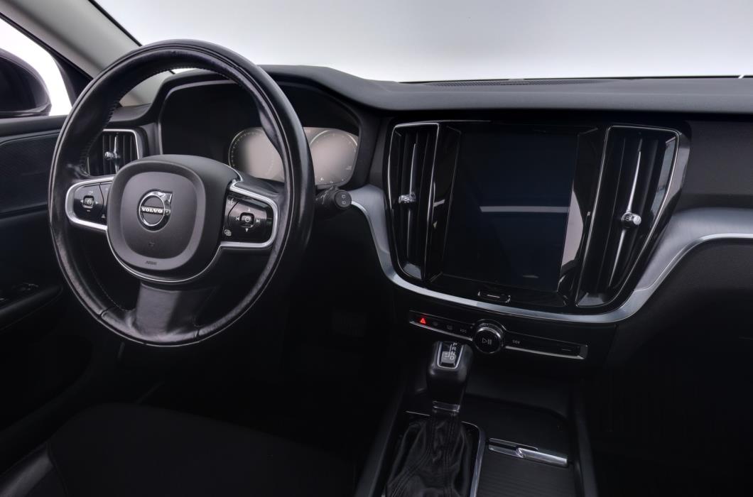 VOLVO V60 2018