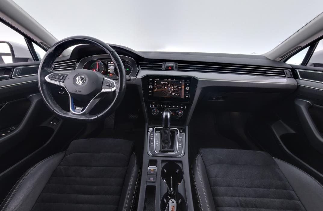 VOLKSWAGEN Passat 2020