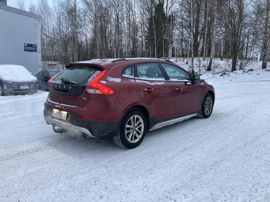 VOLVO V40 Cross Country 2018