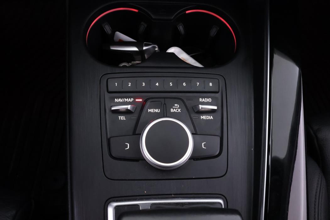 AUDI A4 2019