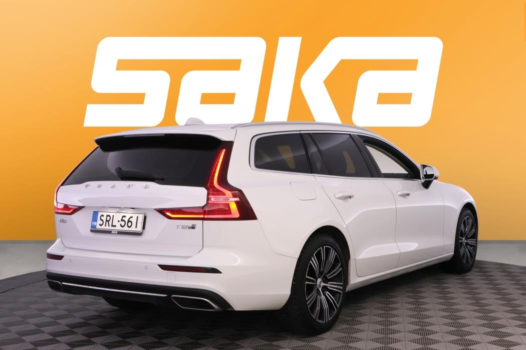 VOLVO V60 2020