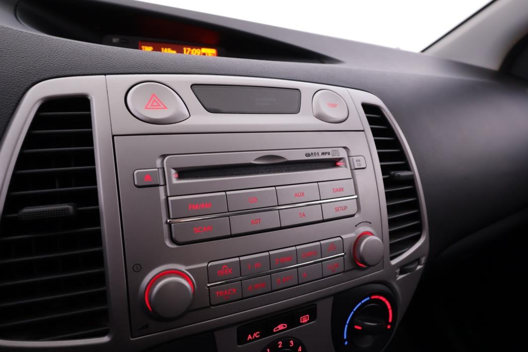HYUNDAI i20 2009