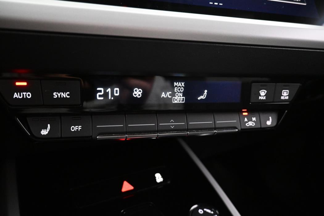 AUDI Q4 e-tron 2023