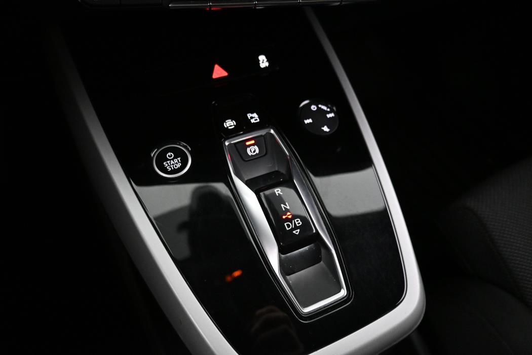AUDI Q4 e-tron 2023