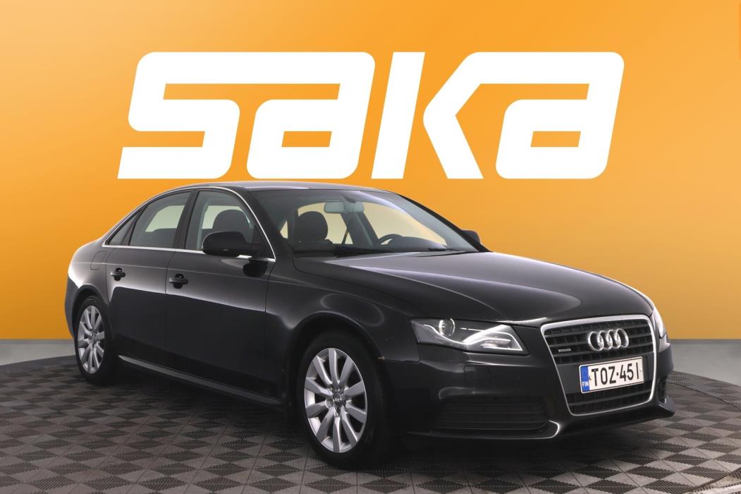 AUDI A4 2011