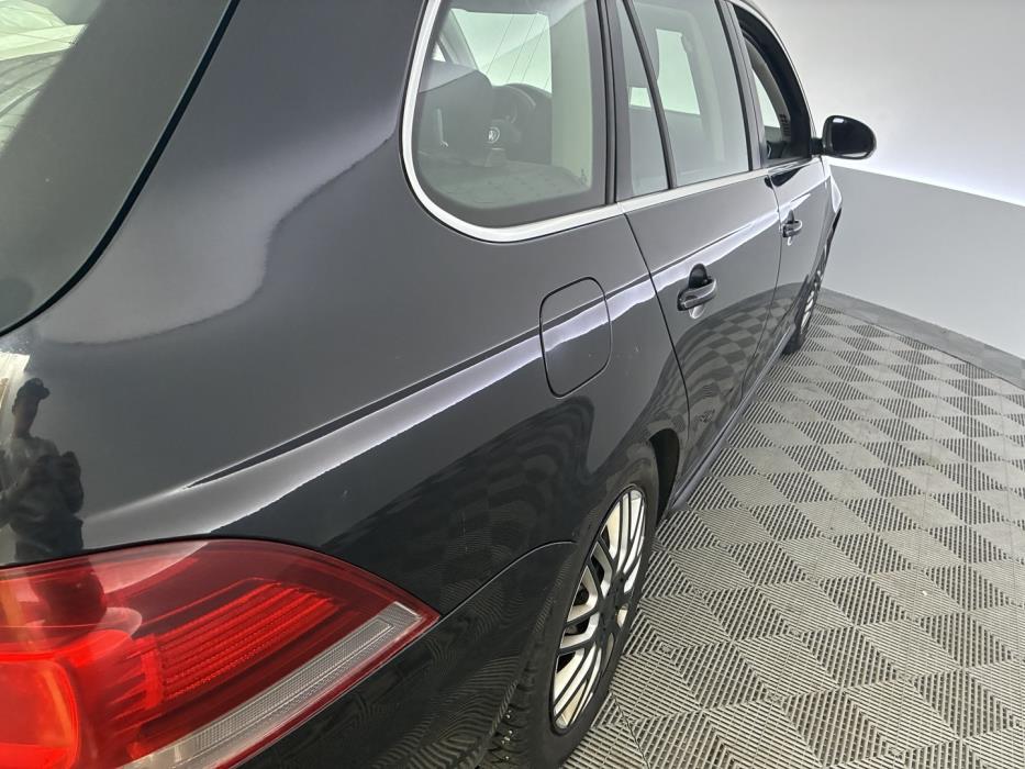 VOLKSWAGEN Golf 2010