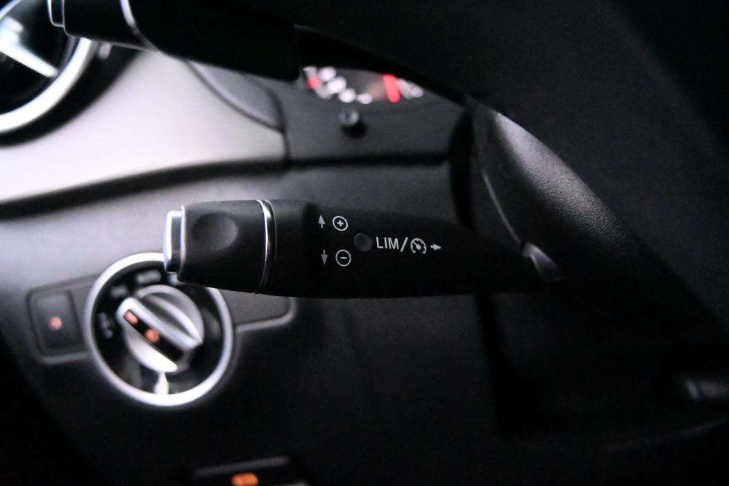 MERCEDES-BENZ B 2016