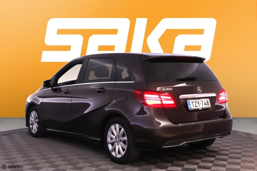 MERCEDES-BENZ B 2016