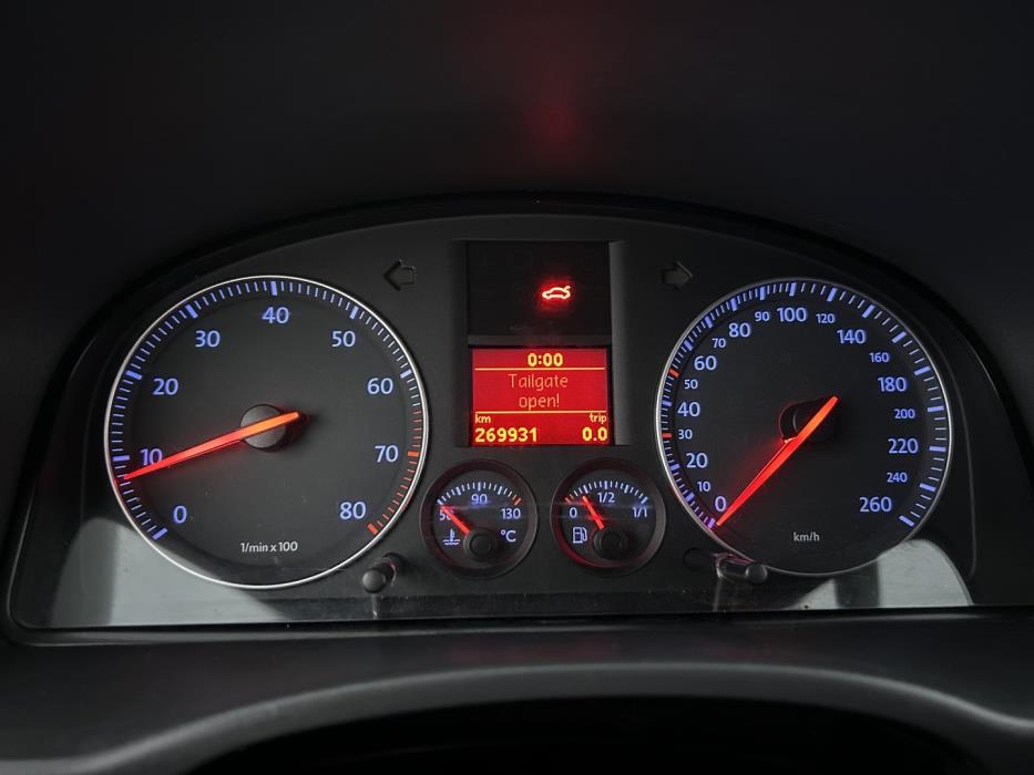 VOLKSWAGEN Caddy 2006