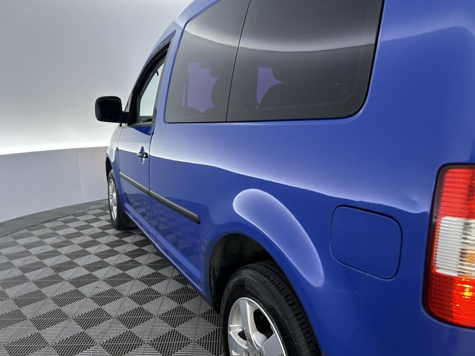 VOLKSWAGEN Caddy 2006