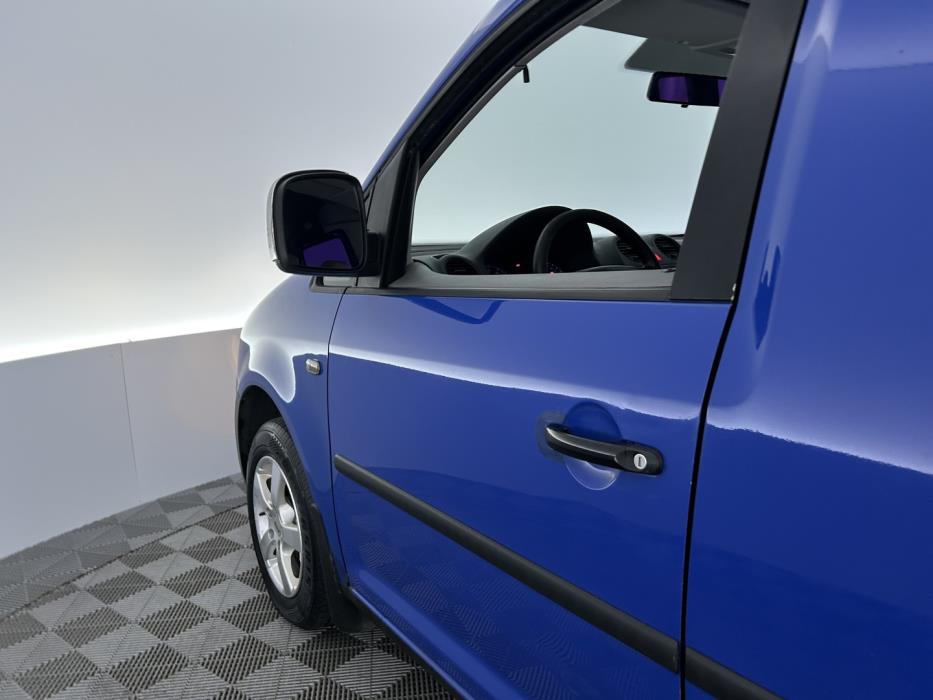 VOLKSWAGEN Caddy 2006