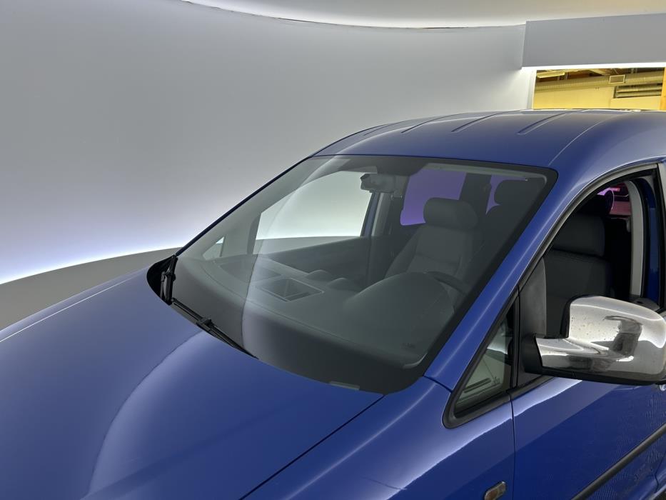 VOLKSWAGEN Caddy 2006