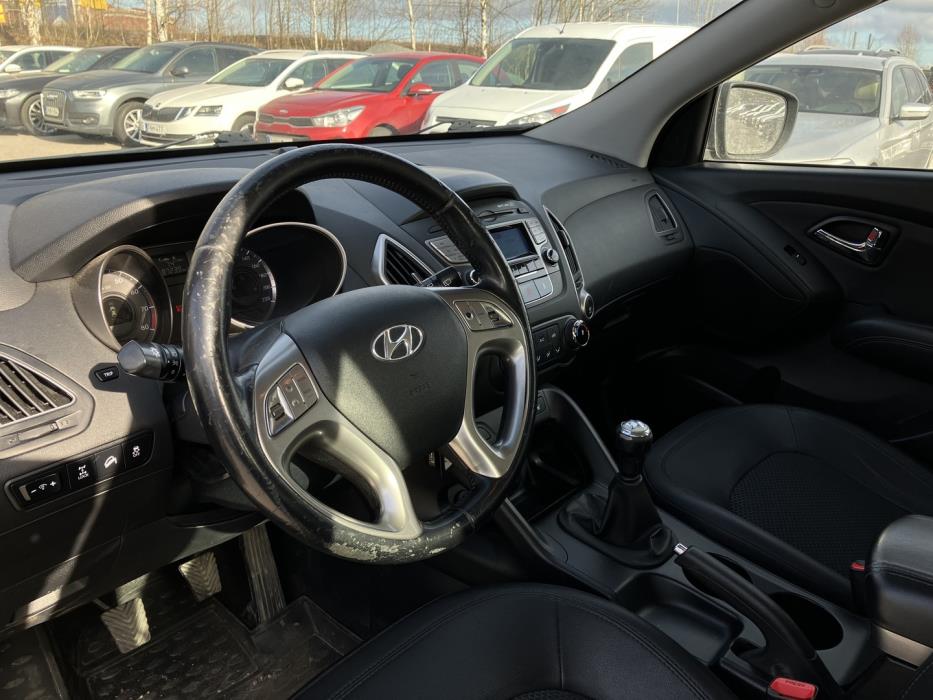 HYUNDAI ix35 2011