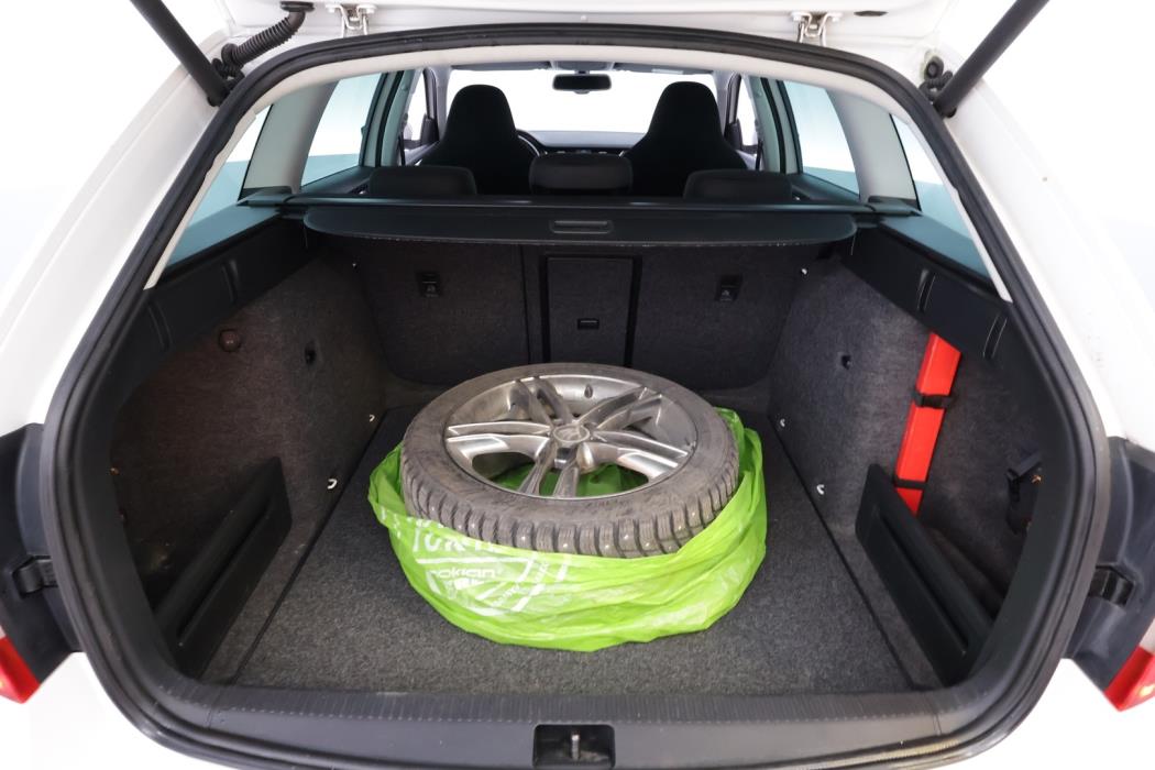 SKODA Octavia 2014