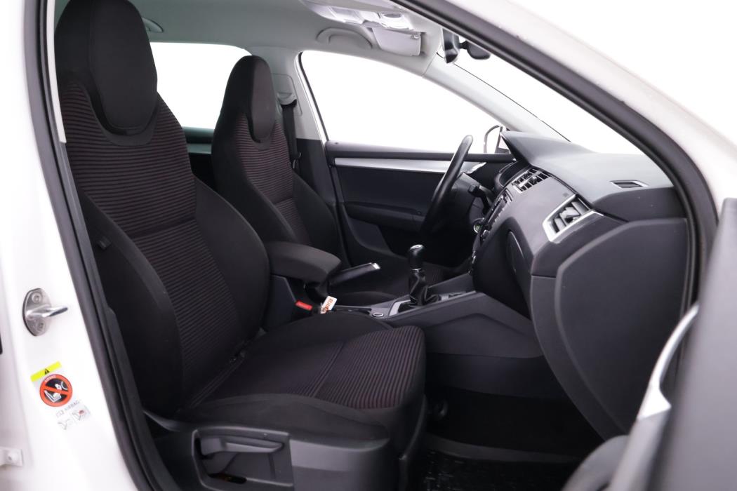 SKODA Octavia 2014
