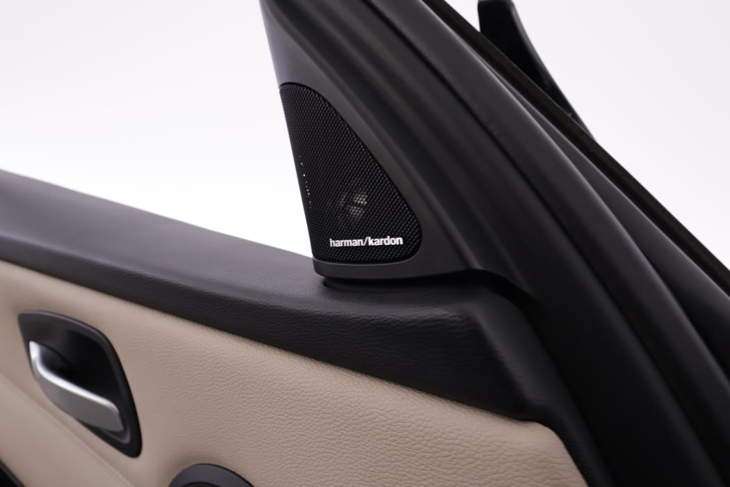 BMW 320 2011