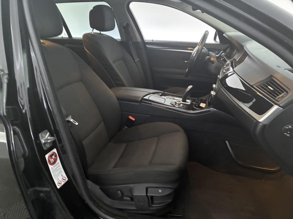 BMW 525 2011