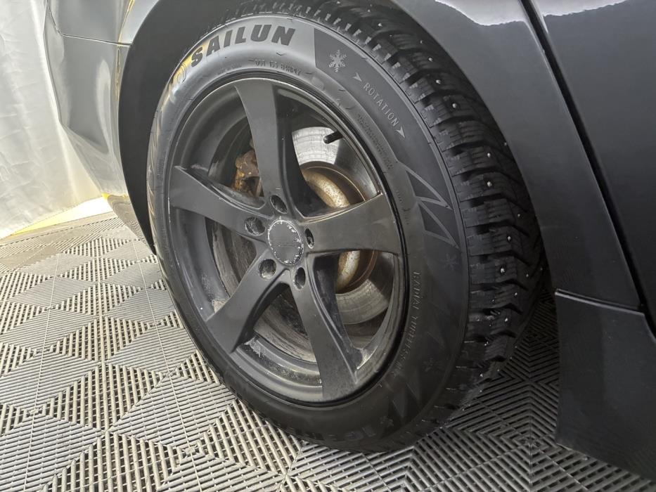BMW 525 2011