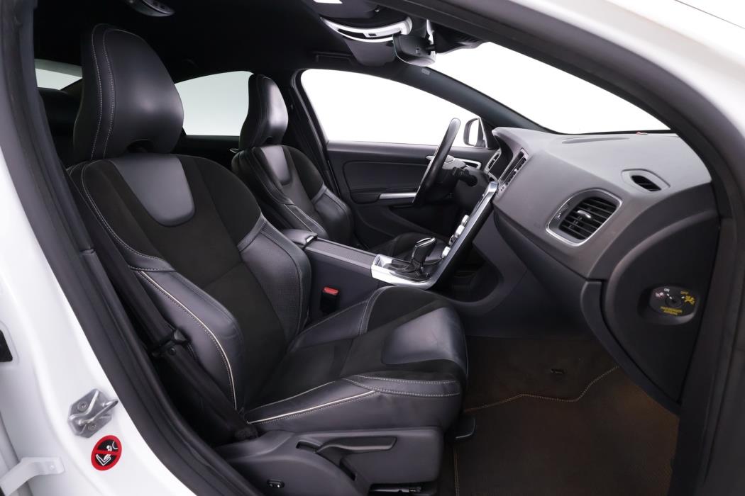 VOLVO S60 2017