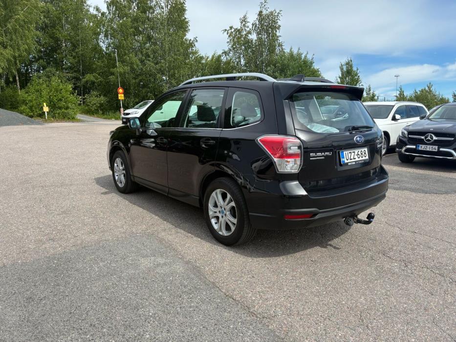 SUBARU Forester 2018