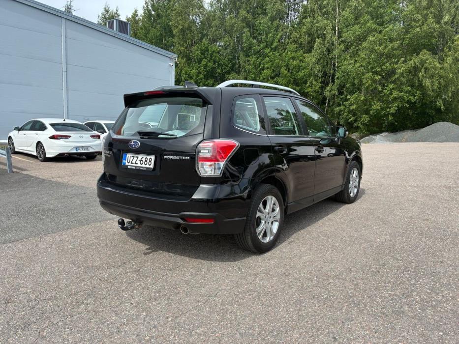 SUBARU Forester 2018