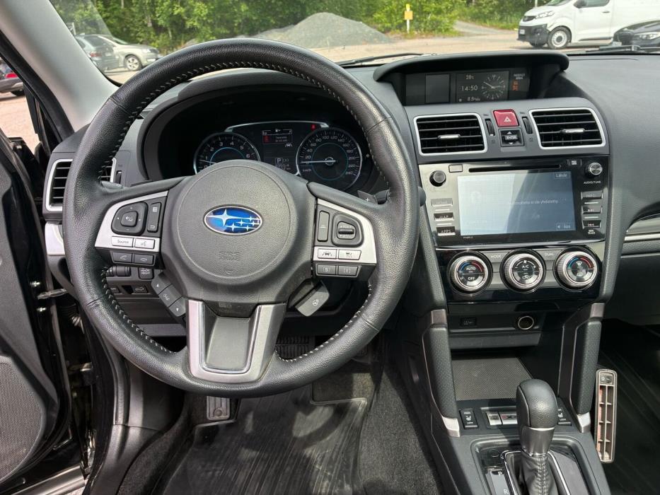 SUBARU Forester 2018