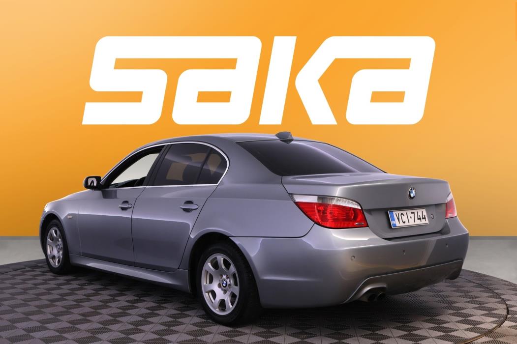 BMW 525 2005