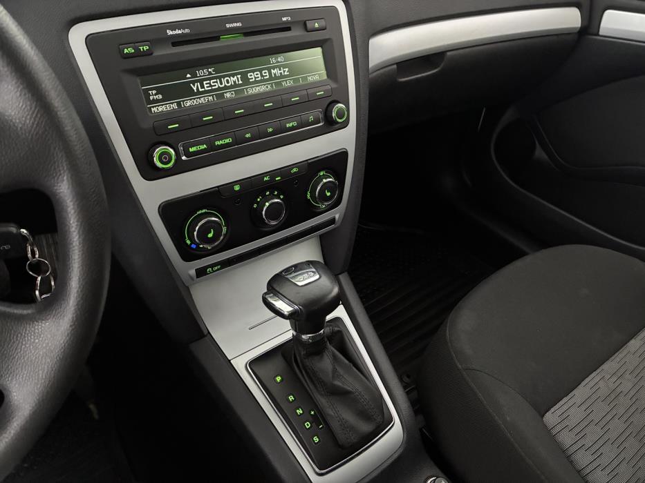 SKODA Octavia 2010