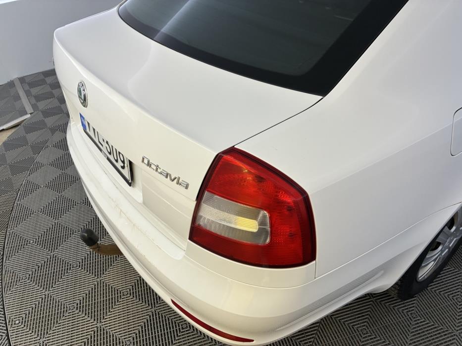 SKODA Octavia 2010