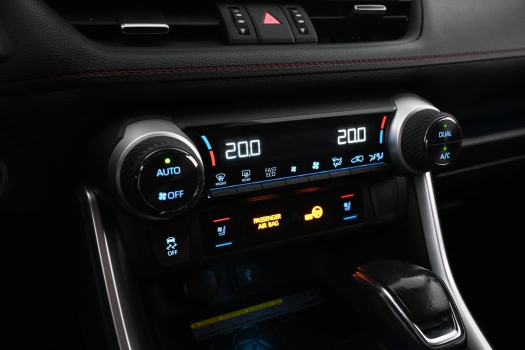 TOYOTA RAV4 Plug-in 2020