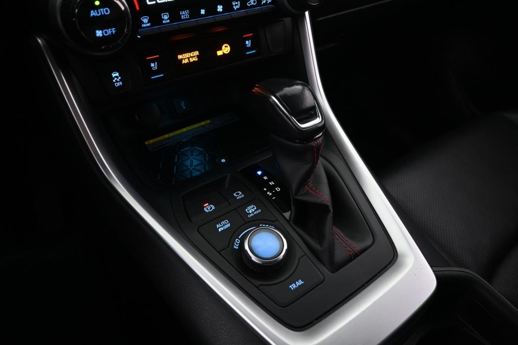 TOYOTA RAV4 Plug-in 2020