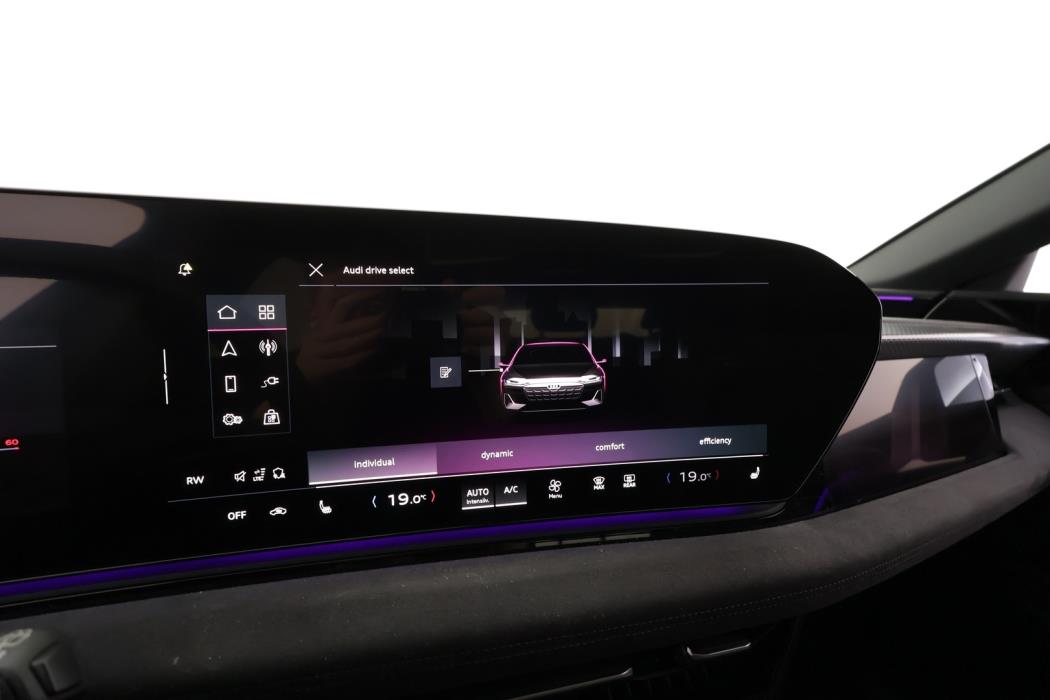 AUDI A6 e-tron 2025