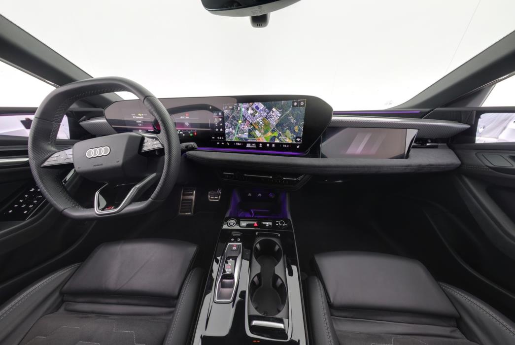 AUDI A6 e-tron 2025
