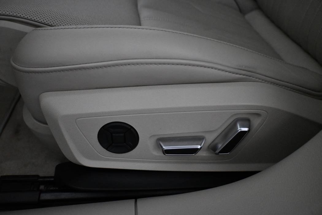 AUDI A6 2025