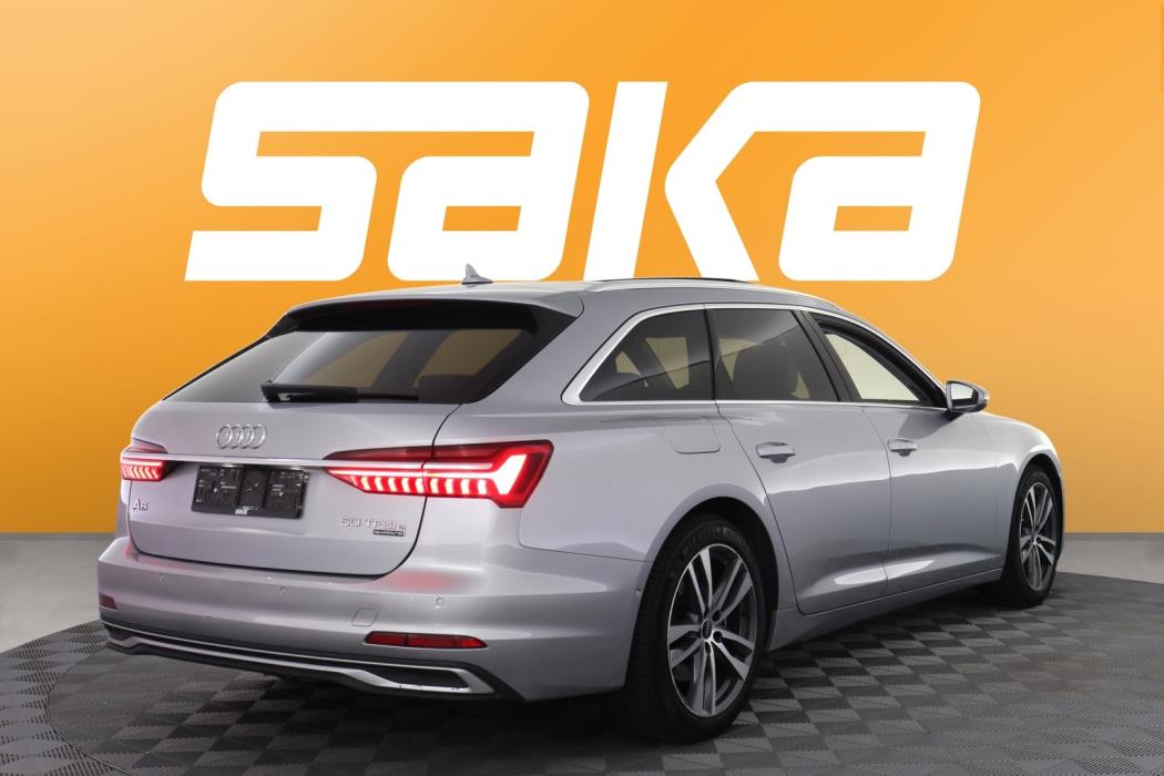 AUDI A6 2025