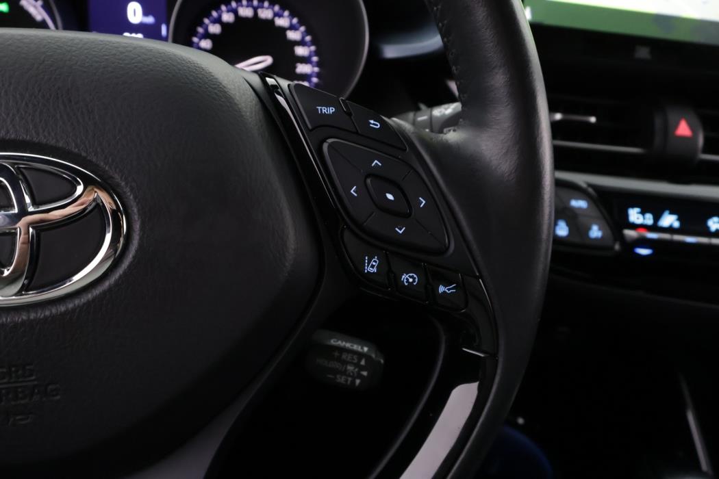 TOYOTA C-HR 2020