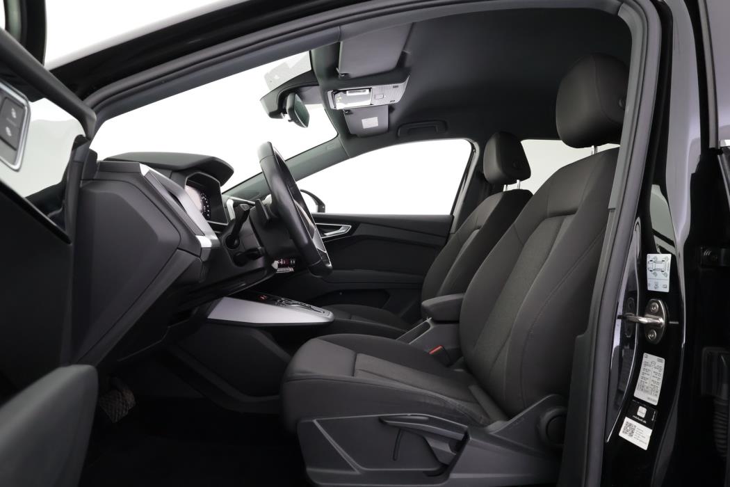 AUDI Q4 e-tron 2022