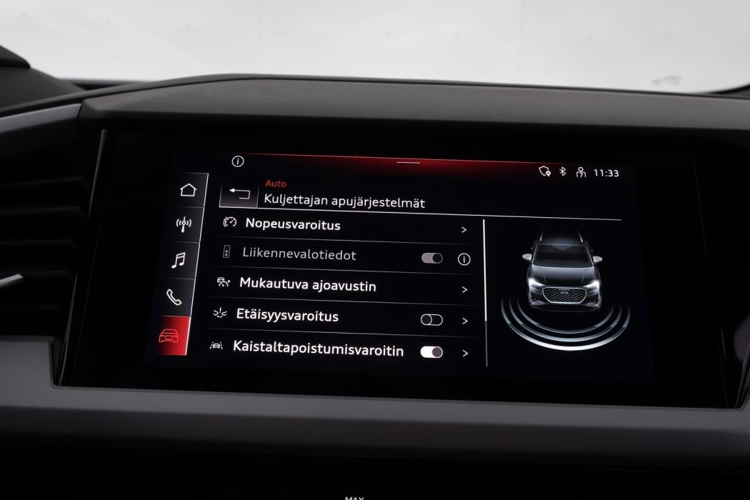 AUDI Q4 e-tron 2022