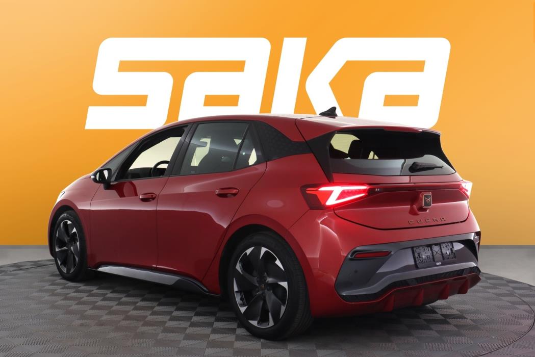 CUPRA Born 2024