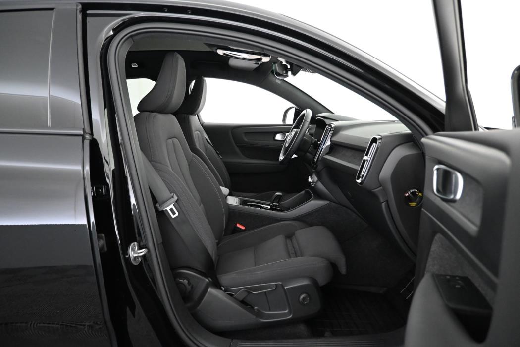 VOLVO C40 2023