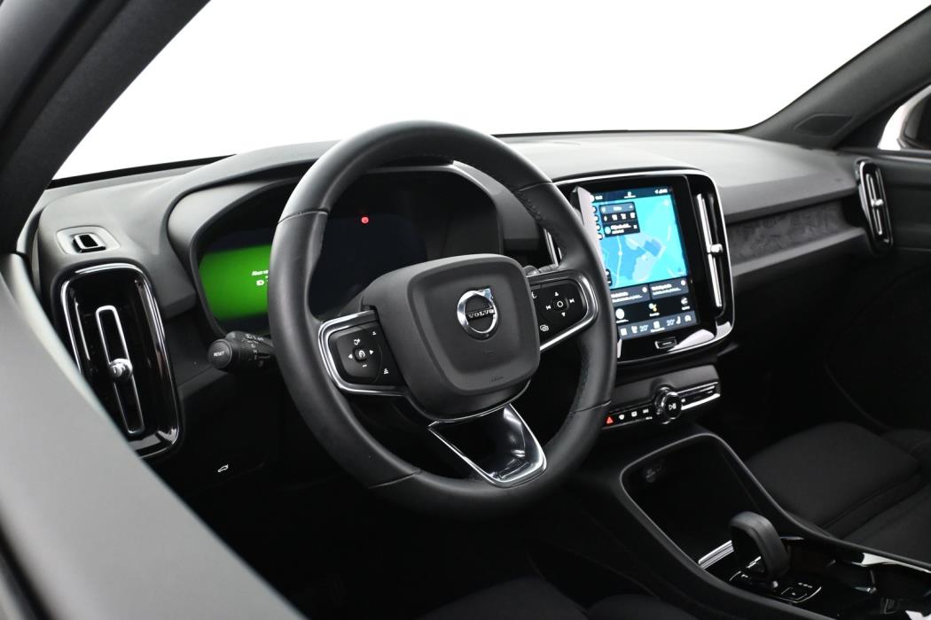 VOLVO C40 2023