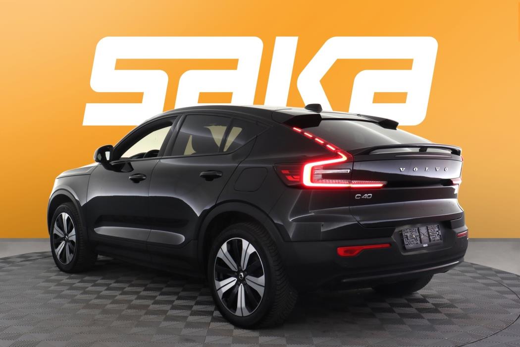 VOLVO C40 2023