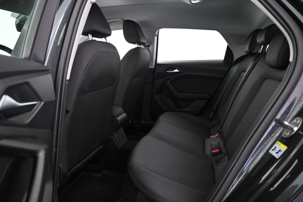 AUDI A1 2023
